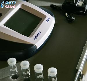 Ӌ8000