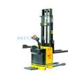 CDD15M 1.5T-2.5M堆高車載重1.5噸，提升2.5米