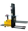 CDD20 2T-2.5M堆高車載重2噸，提升2.5米