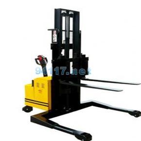 CTD20 2T-2.5M堆高車載重2噸，提升2米